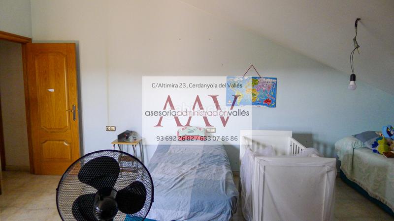 Foto 0d4b7596-6640-4531-8eb3-a8fc03e1fb90. Haus mit heizung parking in Bellaterra