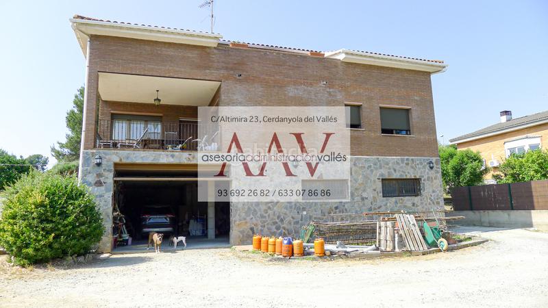 Foto 28a85396-247a-436a-baed-1f08adf432d4. Haus mit heizung parking in Bellaterra