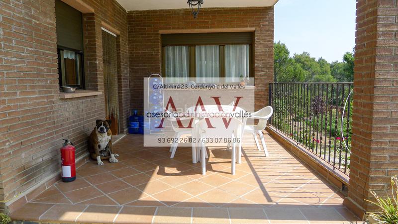 Foto 5e80c95f-7406-4c27-ac67-4112b83e3af5. Haus mit heizung parking in Bellaterra