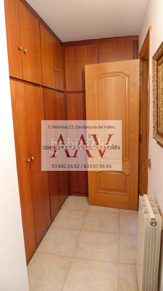 Foto 7992f048-e2fa-4ea9-b74e-352a5c746abe. Haus mit heizung parking in Bellaterra