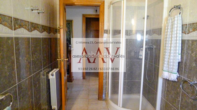 Foto a5ecae00-4166-4ade-8a91-7e0616a5aad2. Haus mit heizung parking in Bellaterra