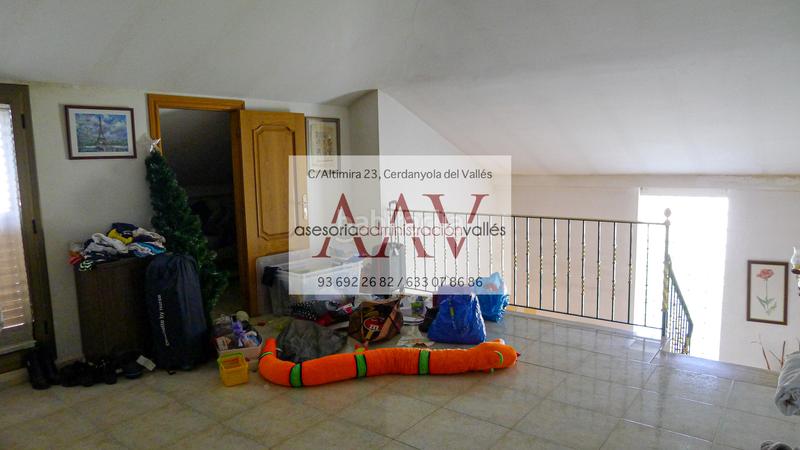 Foto af7693c6-1f0f-450f-9ca5-ddb3a7308db7. Haus mit heizung parking in Bellaterra