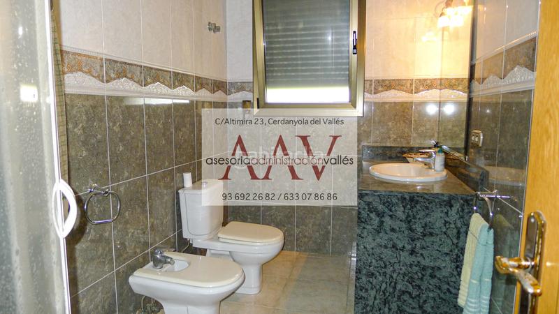 Foto e0e05c29-ce24-46b2-a425-8a0b98dcb280. Haus mit heizung parking in Bellaterra