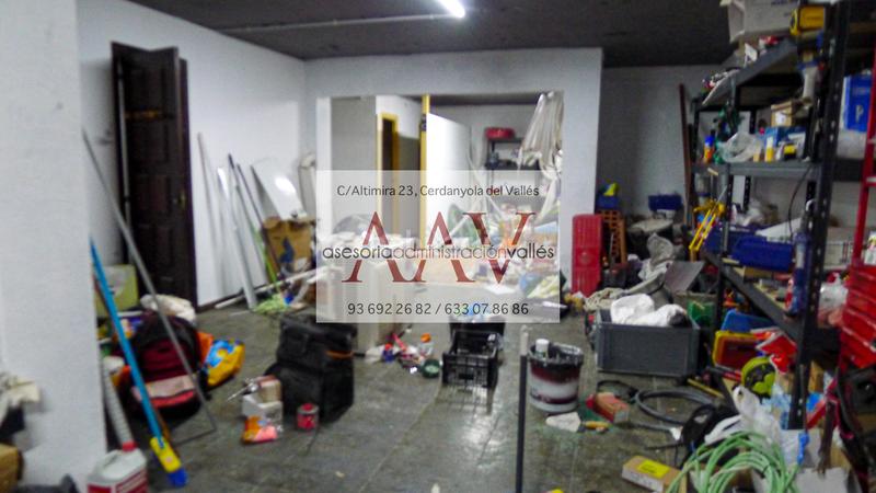 Foto 67461995-7c10-43c8-a615-adf6326837df. Local commercial dans Centre-Cordelles Cerdanyola del Vallès