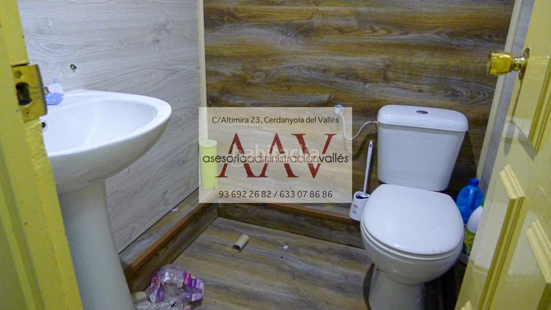 Foto 961cd779-cf06-4e0b-b6e6-f9655651d5aa. Local commercial dans Centre-Cordelles Cerdanyola del Vallès