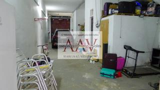 Local Comercial en Carrer Verge de Montserrat