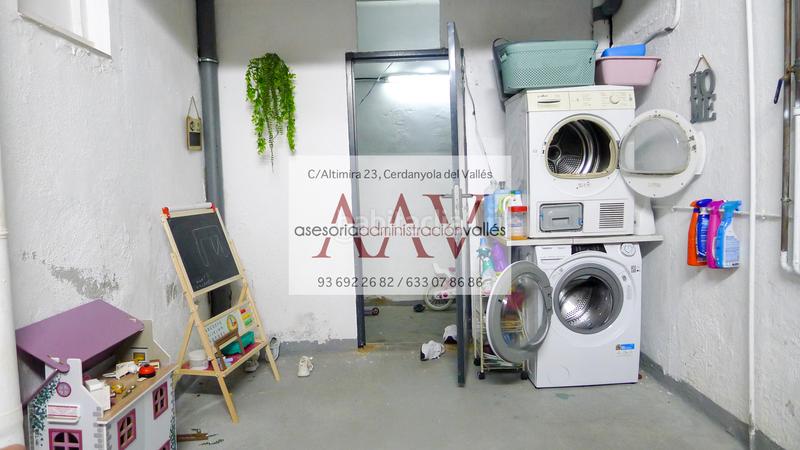Foto 4cf1c4f5-d6a6-4b52-ace8-6e8fd77d54a3. Local comercial local en venta en Can Tiana Ripollet