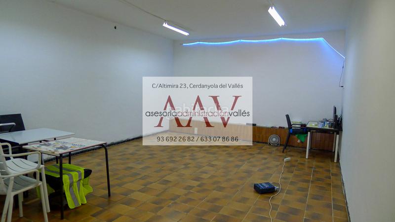 Foto f9fa24b6-c04f-433e-bd2b-ef3c3ba7786f. Alquiler local comercial local en alquiler en centro de cerdanyola en Cerdanyola del Vallès