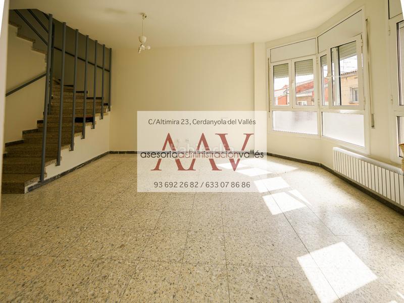 Foto 3302a0ba-e75a-4499-8df1-2d30bb1e518c. Piso dúplex en venta en Gràcia Sabadell