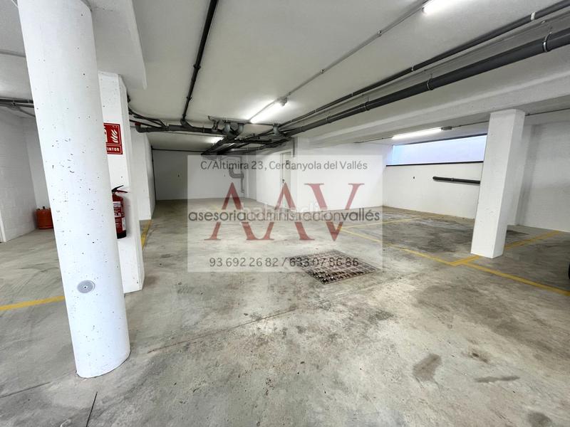 Foto 25a8eb2f-5627-4d1c-99ba-8031bb4dbe6f. Location parking voiture dans Martinica - Ateneu Cerdanyola del Vallès