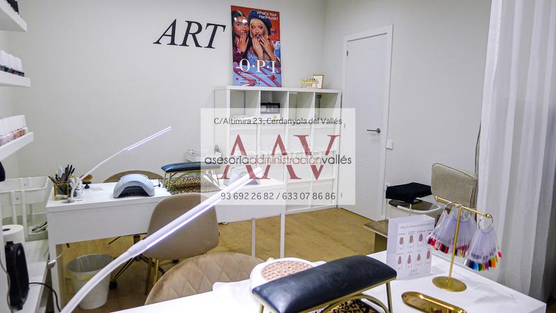 Foto 5ab7b68b-d62e-42bd-b401-56e6e6a386e4. Transfer business premise in Serraparera Cerdanyola del Vallès