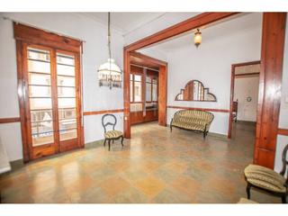 Casa a Plaa dels Patins. Se vende edificio completo  de 4 plantas a reformar,  ao 1936.