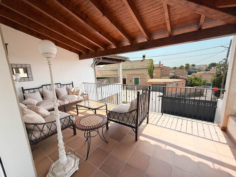 Foto 1f9c2ba4-9a3e-49fd-898a-72a248050088. Chalet with parking pool in Gènova Palma de Mallorca