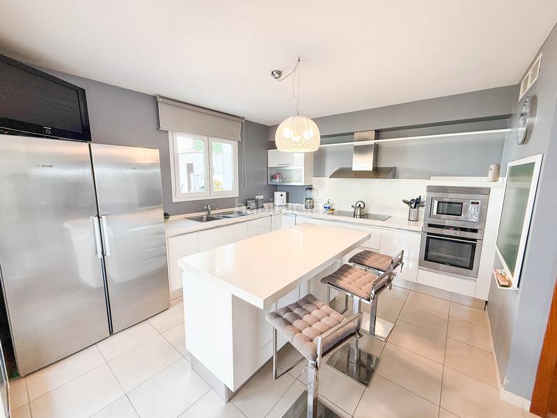 Foto af8d7898-b225-4f05-8b47-0357c9eca0e1. Xalet amb aparcament piscina a Gènova Palma de Mallorca