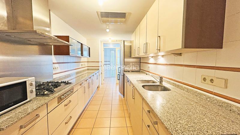 Foto 527f06fd-9f14-4745-a8b5-3cc07bdf47e3. Appartamento con riscaldamento parcheggio in Son Dameto Palma de Mallorca