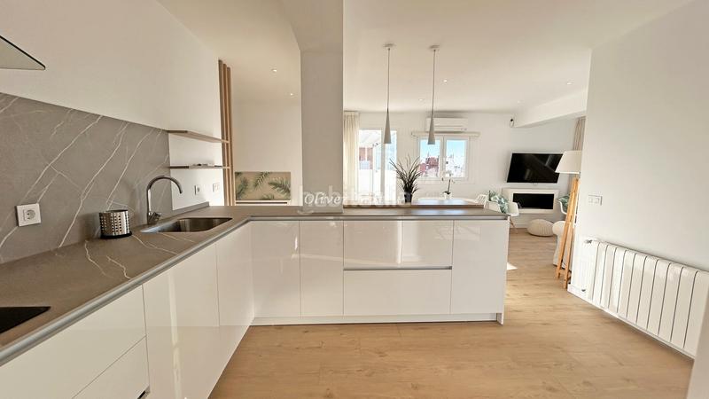 Foto 2476727c-4fe9-428f-97ac-e32b8e0157c1. Dachwohnung in carrer emili darder 10 in El Fortí Palma de Mallorca