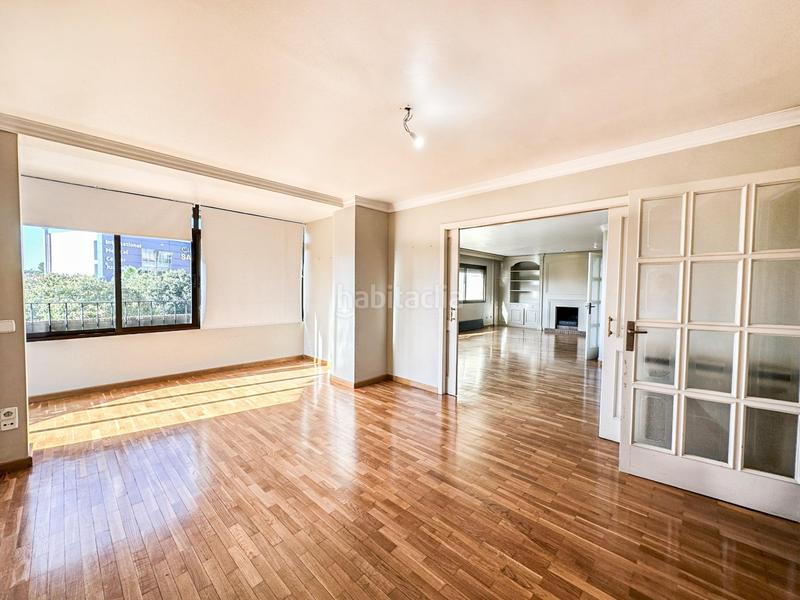 Foto 842cead3-2d63-4d0c-8e21-678001628f70. Etagenwohnung mit parking pool in Son Dameto Palma de Mallorca