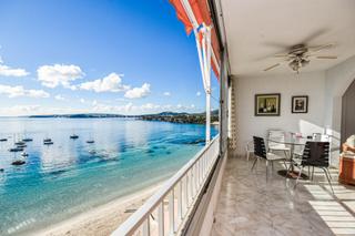 Apartament a Portals Nous. Apartamento está ubicado en un marco incomparable de la bahía