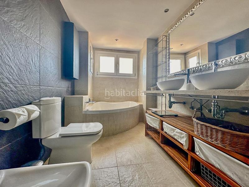 Foto 5247fd6a-f1df-4feb-aaf1-39e974560a93. Rent semi detached house with heating parking pool in Marratxí