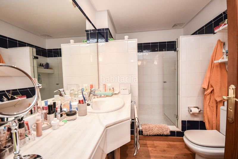 Foto 1efd6ab9-3040-4dbf-89e0-fde988450760. Casa encantadora casa de pueblo con terreno y piscina además de unas magníficas vistas a las montañas y al pintoresco pueblo de esporl en Esporles