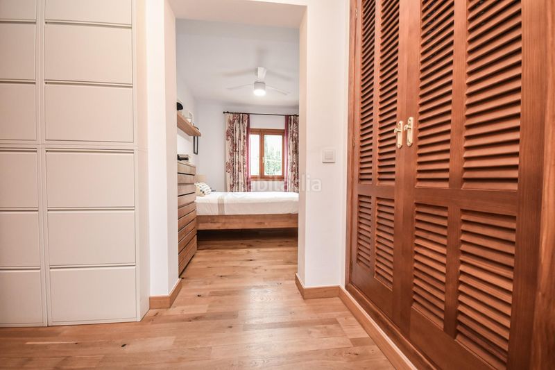 Foto a9659118-aa96-40db-b8f6-7fd0310ec276. Casa encantadora casa de pueblo con terreno y piscina además de unas magníficas vistas a las montañas y al pintoresco pueblo de esporl en Esporles