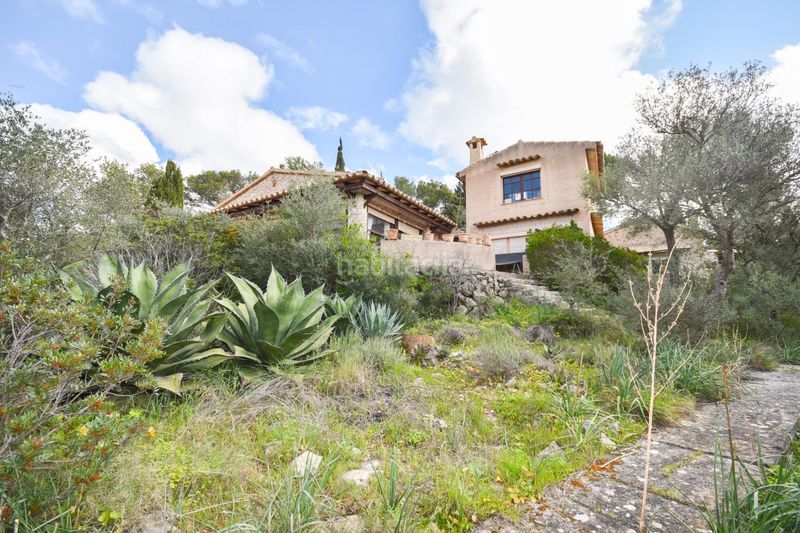Foto ba6210e5-476b-41b8-b99f-55c6b17465f0. Casa a Puigpunyent