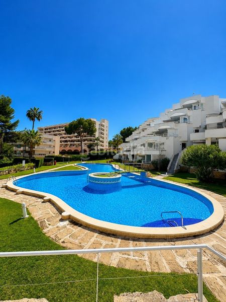 Foto 4fb33c6e-85dd-4242-a7b1-919e438af89f. Casa adossada amb aparcament piscina a Cala Vinyes Calvià
