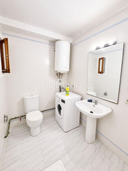 Foto d4c734f6-685f-468b-a9cc-99f952008fd5. Casa adossada amb aparcament piscina a Cala Vinyes Calvià