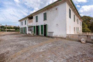 Bauernhof in Campanet. Finca de 1228 m2 con múltiples posibilidades