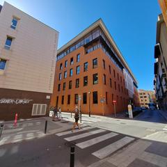 Rent Business premise in El Sindicat. Local comercial cerca de los juzgados para alquilar