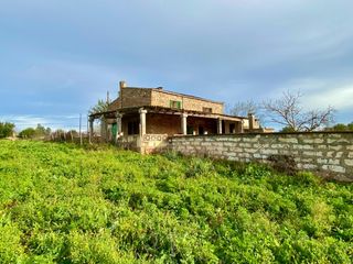 Masia a Santa Margalida Poble. Rustica a reformar en santa margarita