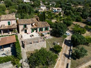 Xalet a Poligono 15 174. Espectacular chalet en binissalem con vistas panoramicas