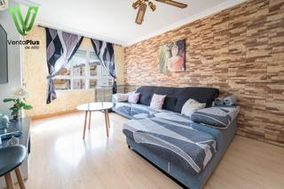 Flat  Sagasta. Luminoso 4 piso sin ascensor en son cotoner  3 habitaciones y tr