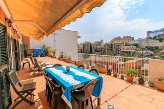 Pis a El Terreno. Vivir en el terreno estilo, historia y vistas incomparables