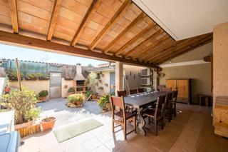 Rez-de-chaussée à Els pla de na Tesa. Planta baja con terraza, parking y trastero en excelente estado