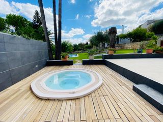 Rent Towny house in Establiments. Chalet pareado en establiments en alquiler