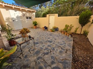 Planta baja en Plan parcia 4-2 2. Espectacular planta baja con doble terraza, piscina y parking en