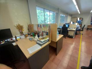 Oficina a Sant Ramon - Maternitat. Oficina exterior en  les corts