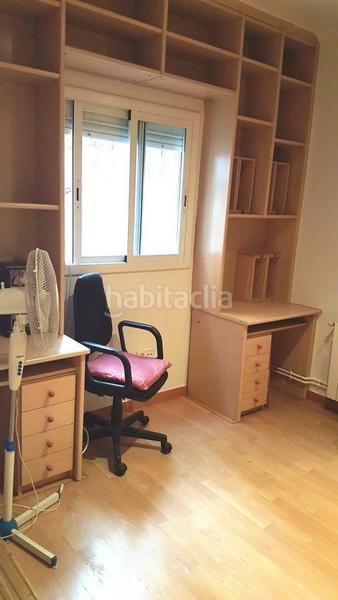 Foto 5a8330ff-6a7a-49f5-9147-ea3d17c27041. Piso  en Guinardó , con terraza solarium en Barcelona