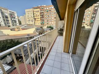 Pis  Carrer dels castillejos. Piso reformado a estrenar cerca de sagrada familia