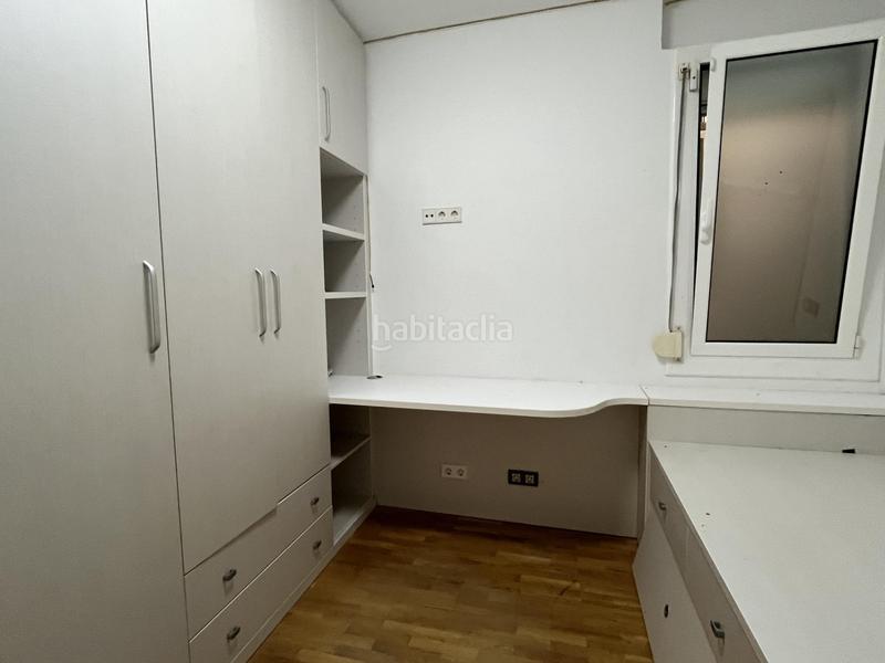 Foto e13419c4-a110-47cf-bf3f-a13befb1a755. Pis a calle cardenal vives i tuto 65 a Sarrià Barcelona