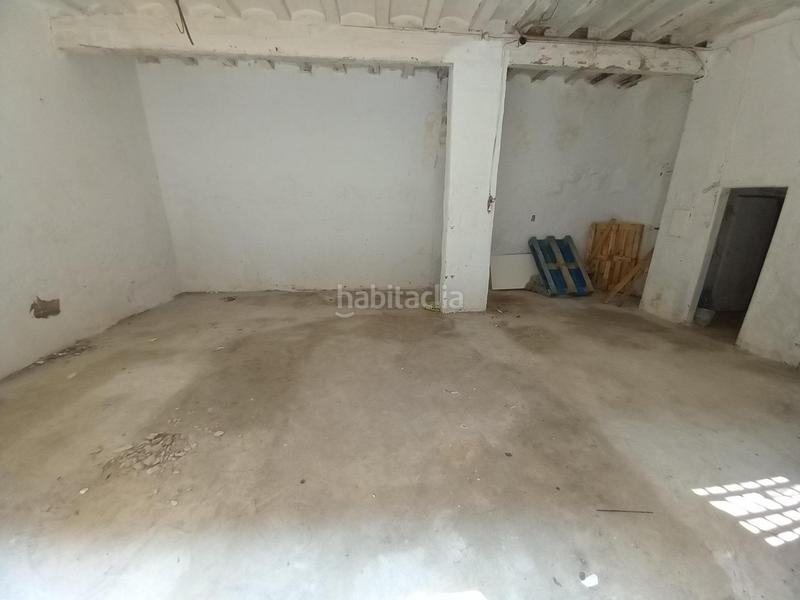 Foto b0f2638d-2cd1-4713-af82-7203f3aacc07. Rent business premise in Raval Barcelona