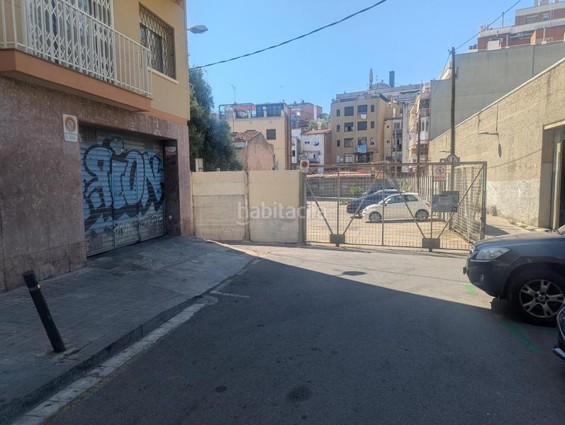 Foto f48dda07-6e5d-4a80-9a92-6557e442ac17. Alquiler parking coche parking cerca de rambla de brasil y av madrid en Barcelona