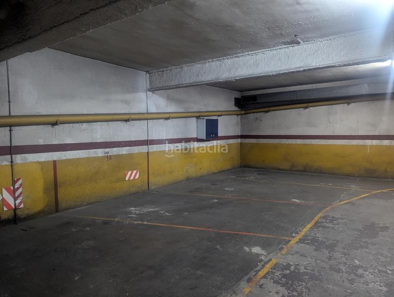 Foto 466de37d-2be6-48d2-b11a-47a6e160e6ec. Rent car parking in Sants-Badal Barcelona