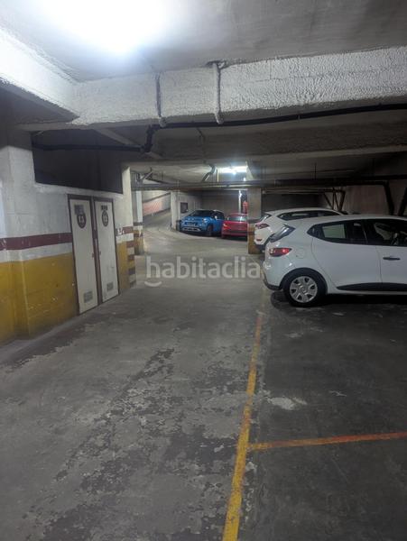 Foto 60f49d08-5893-450e-9276-4cc0da9b34cc. Rent car parking in Sants-Badal Barcelona