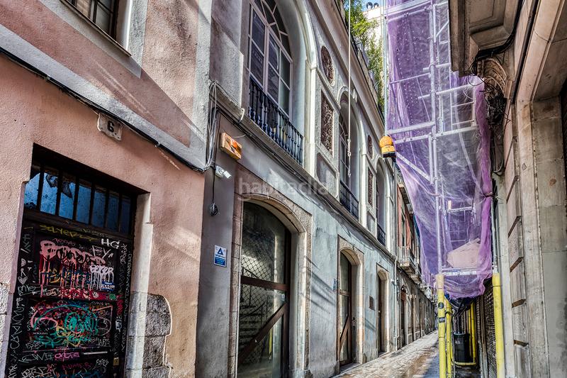 Foto b6139fb2-d22d-46c9-8444-d786862c3586. Alquiler edificio palacete del barrio gótico en Gòtic Barcelona