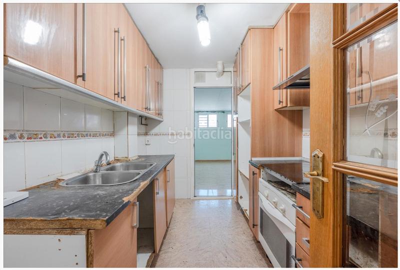 Foto cfb2e1df-b5c0-41e3-a169-b1c1127ac75f. Piso  en Passeig Maragall Gavà