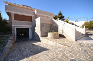 Maison en Las Atalayas-Urmi-Cerro Mar. Chalet en casco urbano