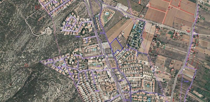 Foto f04b0da8-59f9-45f4-887e-7162d6672da1. Terrain résidentiel dans Las Atalayas-Urmi-Cerro Mar Peñíscola