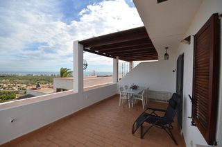 Piccolo appartamento in Las Atalayas-Urmi-Cerro Mar. Apartamento con vistas al mar